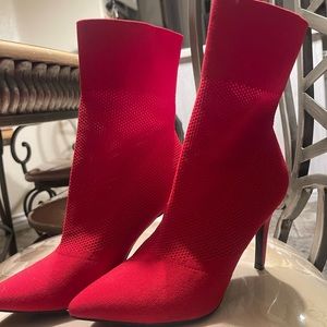 **USED ONCE**Brash Women's Xaya Red
Mid-calf Pointed Toe Stiletto
Sock Boots